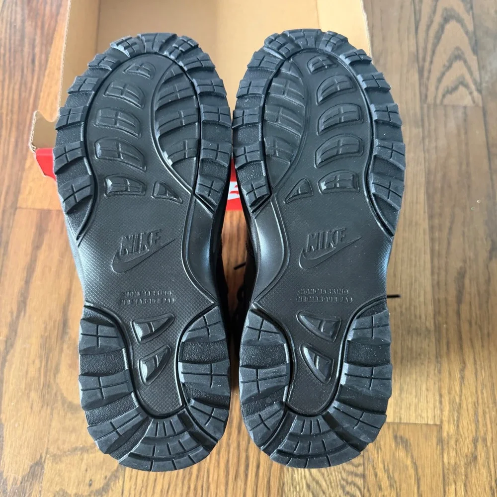 Nike manoa ltr